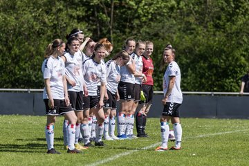 Bild 45 - F SV Henstedt Ulzburg - SV Fortuna Boesdorf : Ergebnis: 3:1